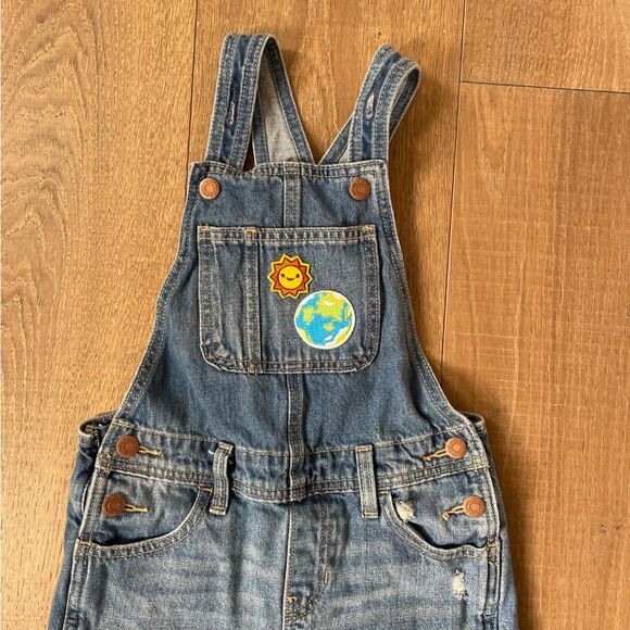 Old Navy Blue Embroidered Jean Overalls Kids Unisex (S 6-7) - Picture 4 of 9